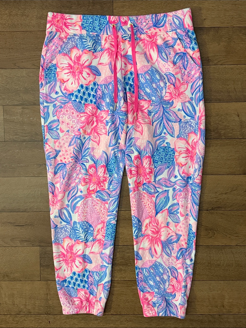 Lilly Pulitzer Size Large Jogger Pant Pink Blue Floral Pineapple Vacation Cozy L